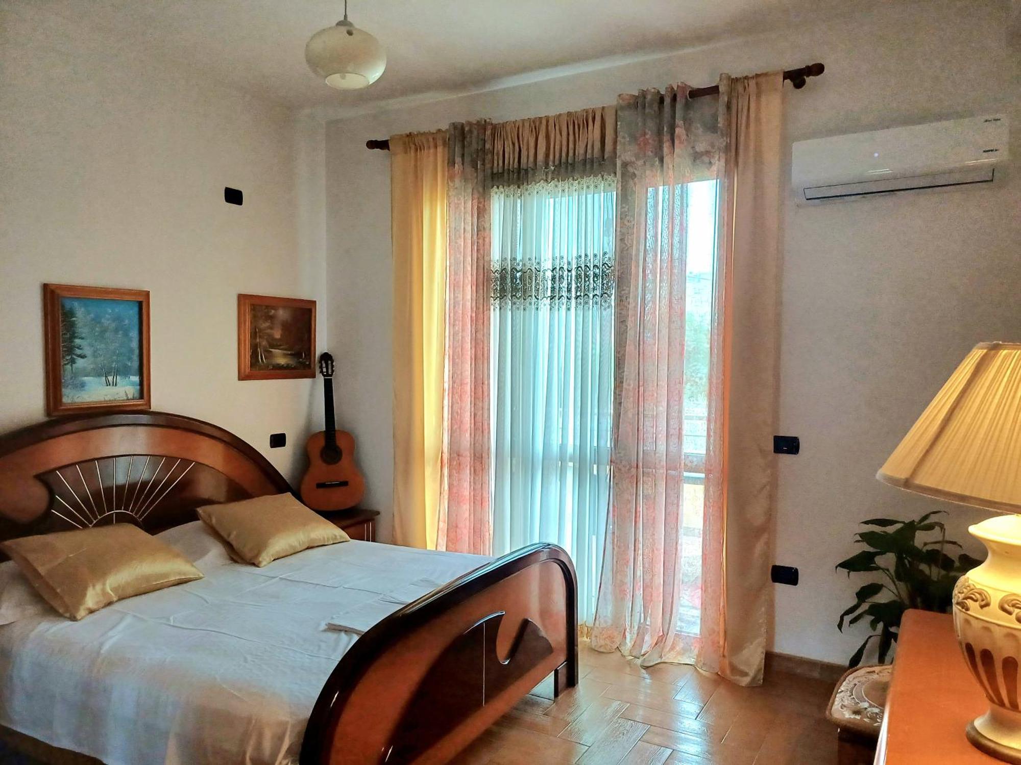 Guest Room Near Historical Center Влёра Экстерьер фото